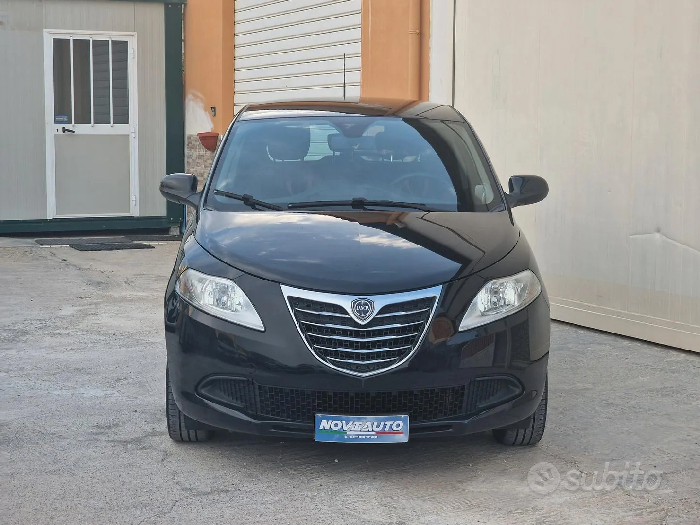 Lancia Ypsilon 2012 photo 2