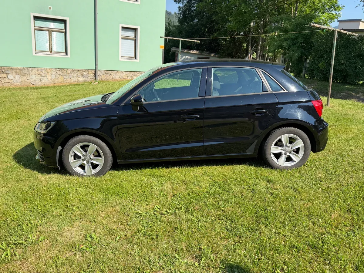 Audi A1 2016 photo 2