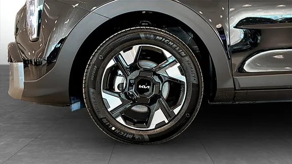 Kia Stonic 2027 photo 4