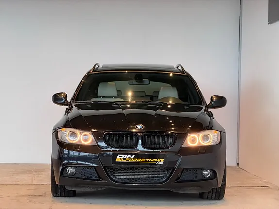 BMW 320D 2010 photo 2