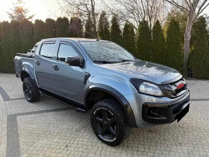 Isuzu D-Max