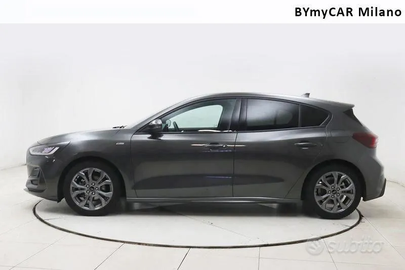 Ford Focus 2025 photo 4