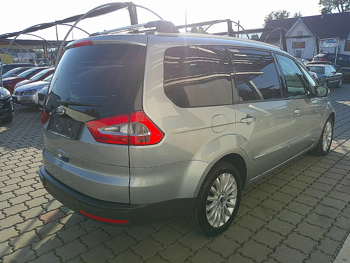 Ford Galaxy 2015 photo 3
