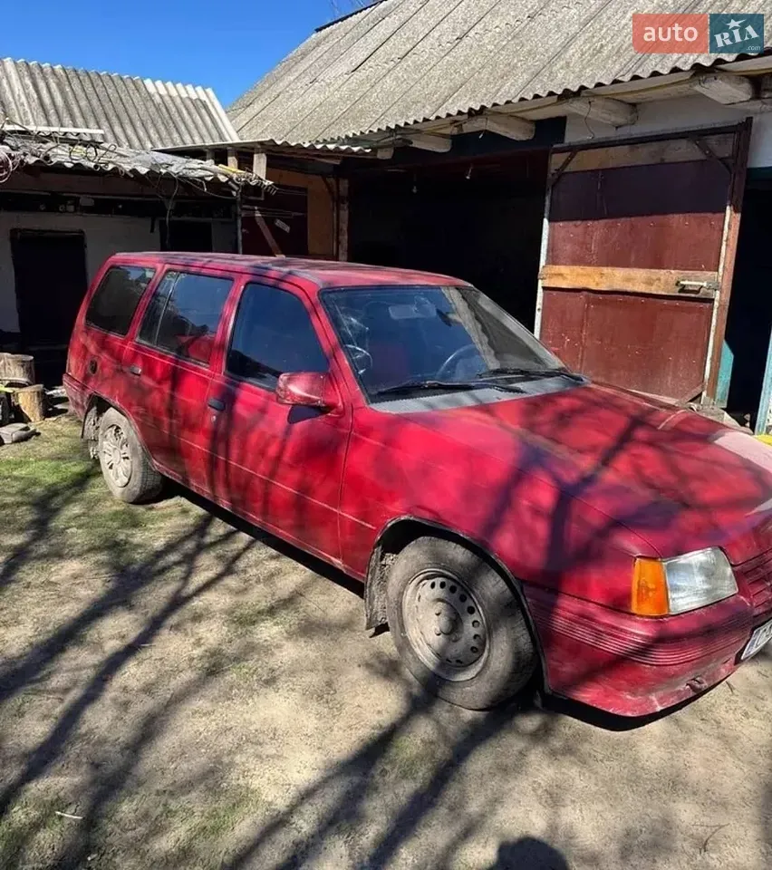 Opel Kadett 1987 photo 3