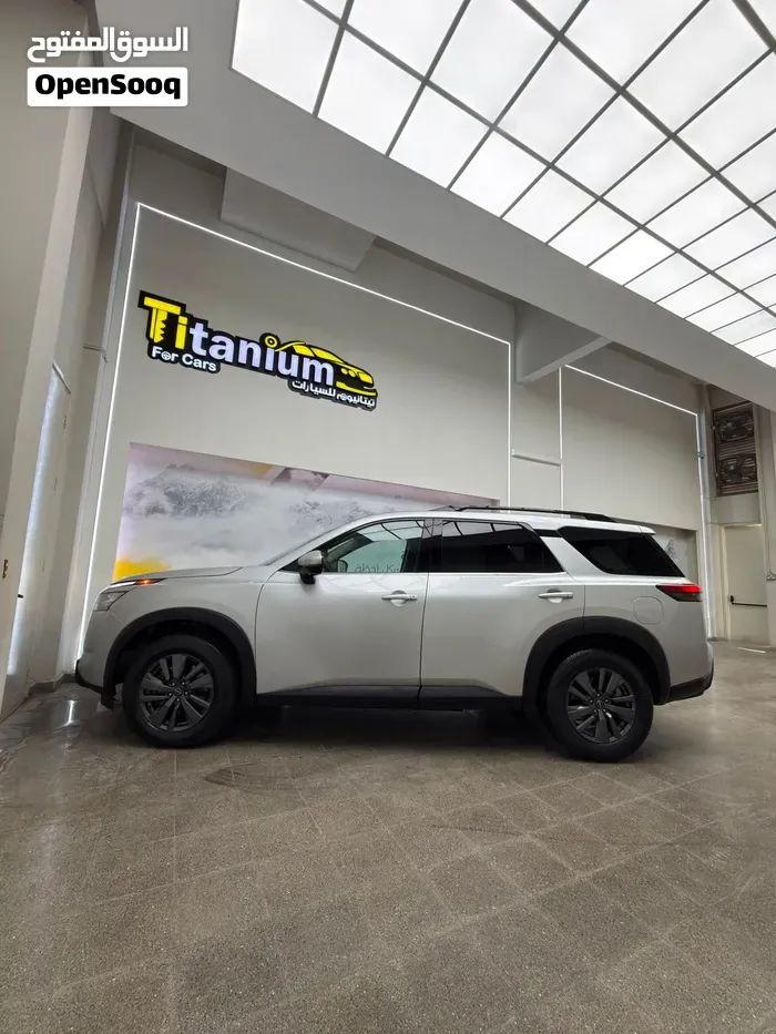 Nissan Pathfinder 2023 photo 3