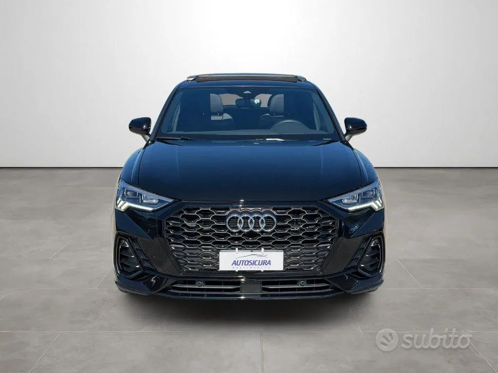 Audi Q3 2024 photo 2