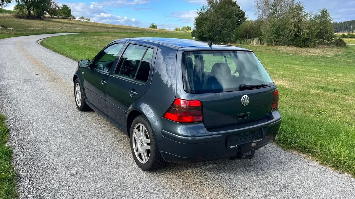Volkswagen Golf 2003 photo 3