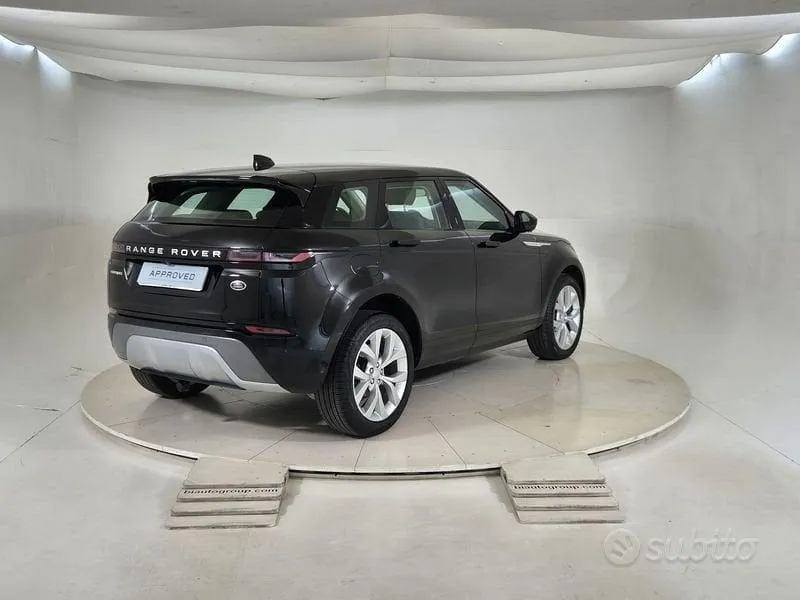 Land Rover Range Rover Evoque 2022 photo 2