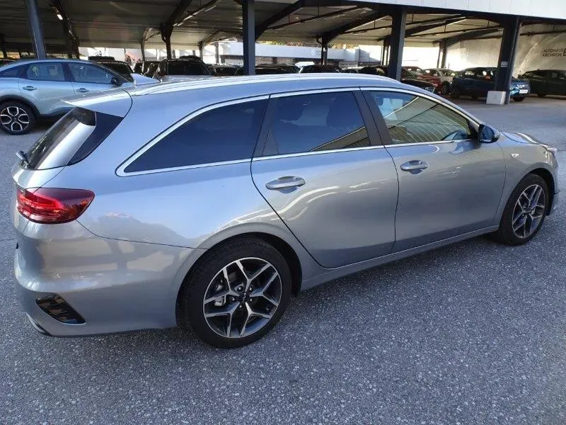 Kia Ceed 2025 photo 3