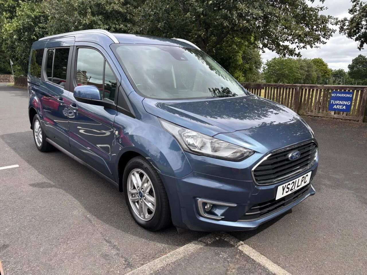 Ford Grand Tourneo Connect