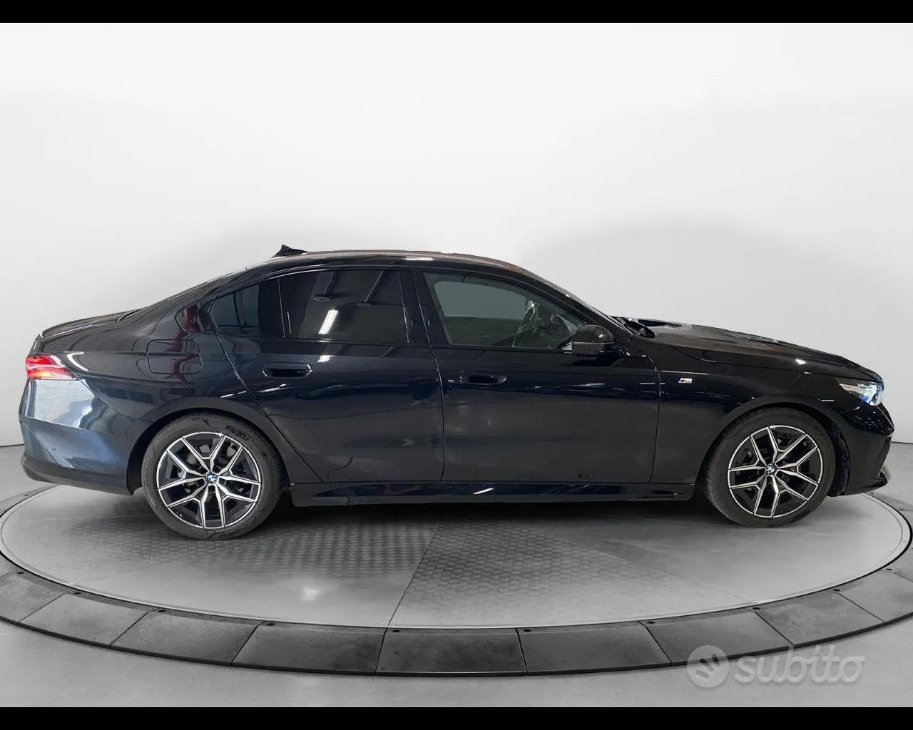 BMW 520D 2024 photo 5