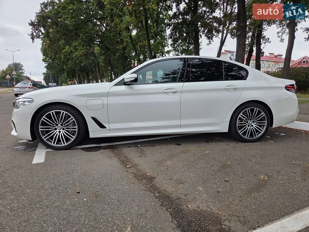 BMW 5 Series 2018 photo 3