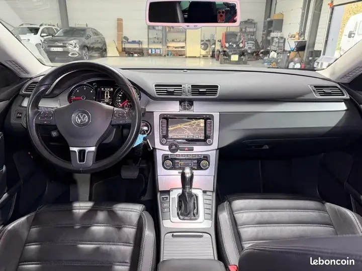 Volkswagen Passat 2012 photo 4