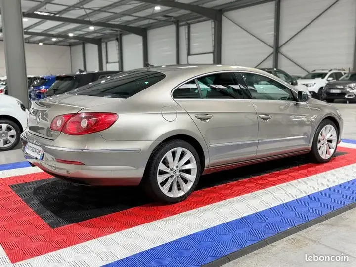 Volkswagen Passat 2012 photo 3