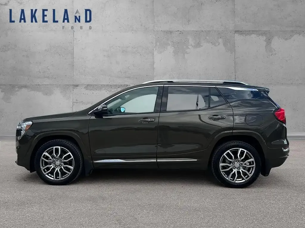 GMC Terrain 2024 photo 3