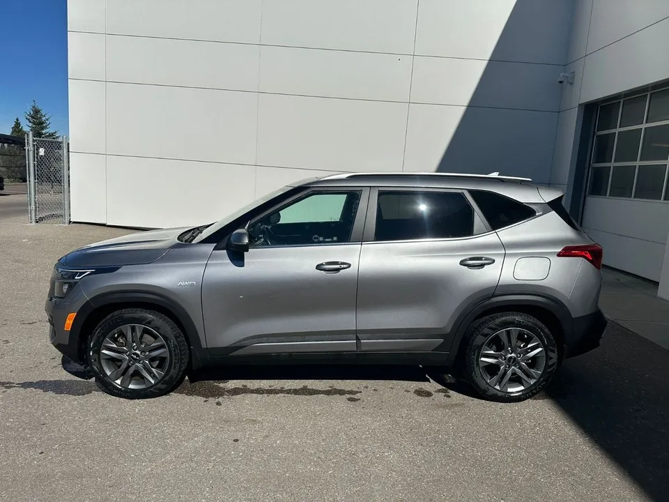 Kia Seltos 2023 photo 2