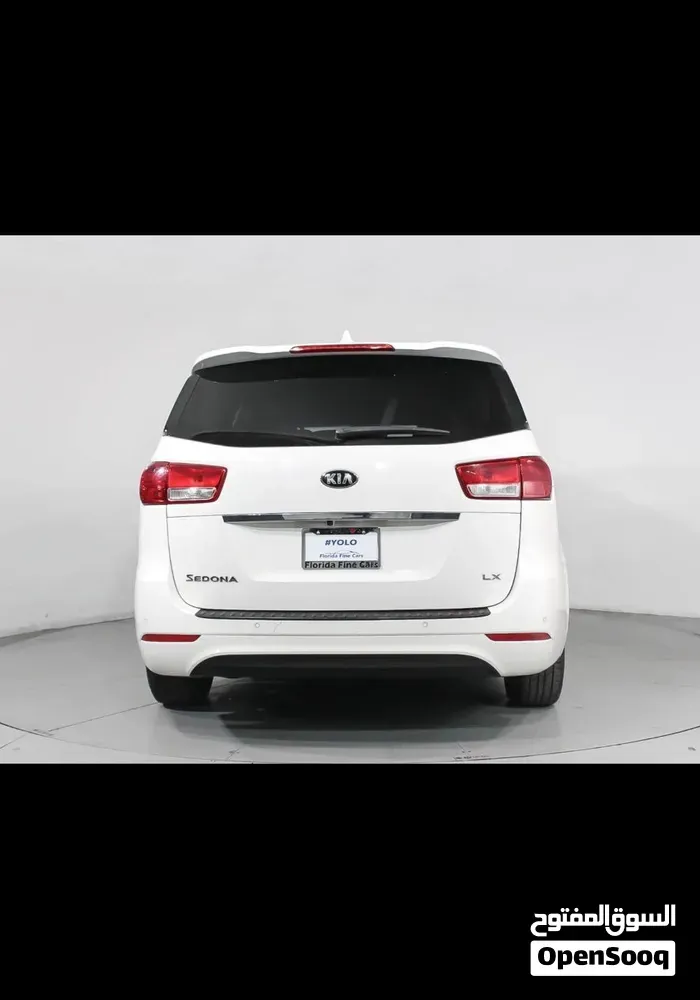 Kia Sedona 2009 photo 2