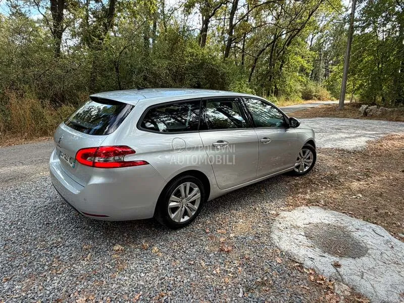 Peugeot 308 2016 photo 5
