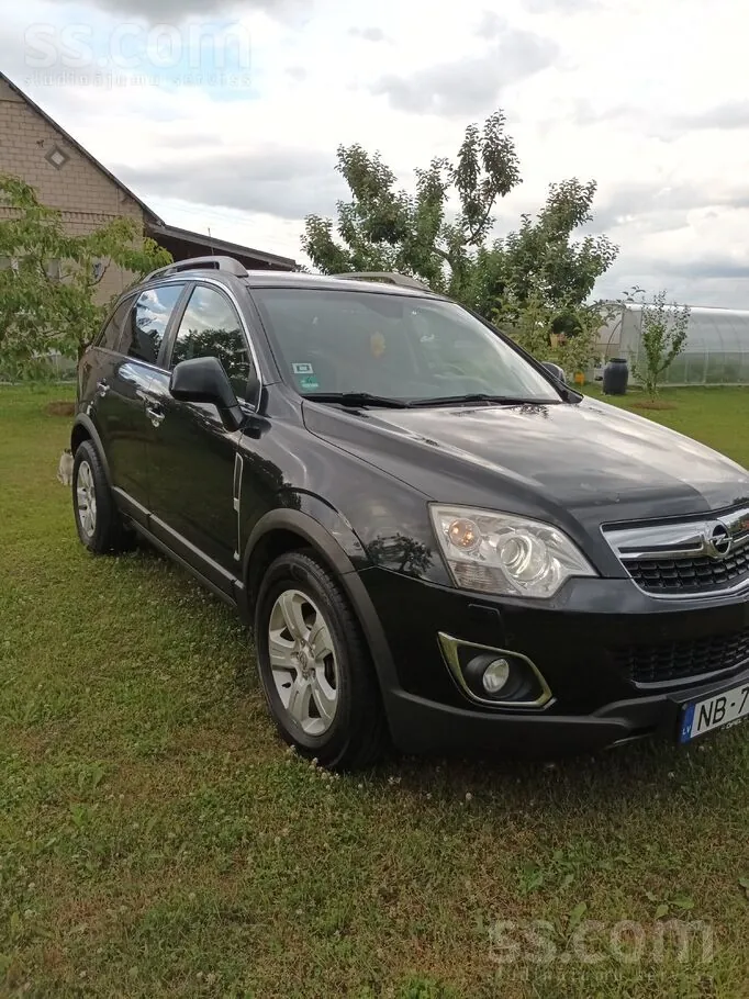 Opel Antara 2011 photo 2