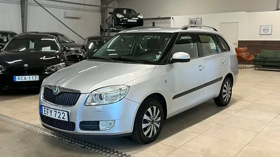 Skoda Fabia 2009 photo 3