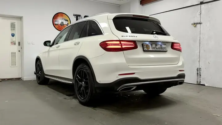 Mercedes-Benz Glc 2018 photo 3