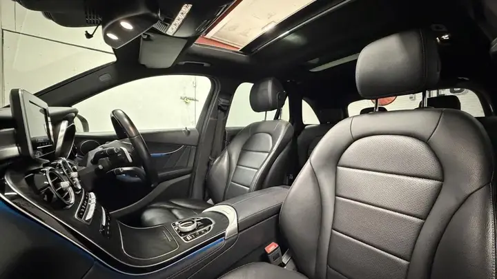 Mercedes-Benz Glc 2018 photo 2