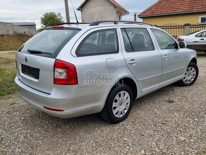 Skoda Octavia 2012 photo 3
