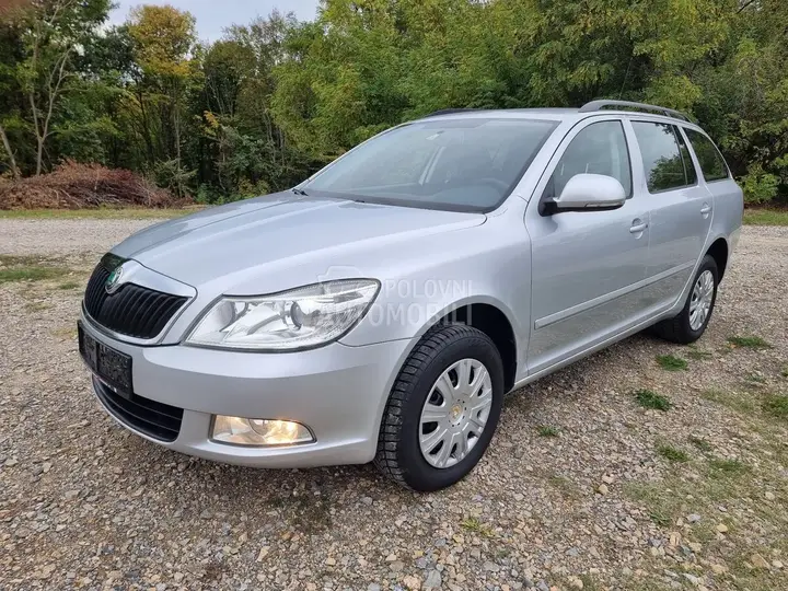 Skoda Octavia 2012 photo 5