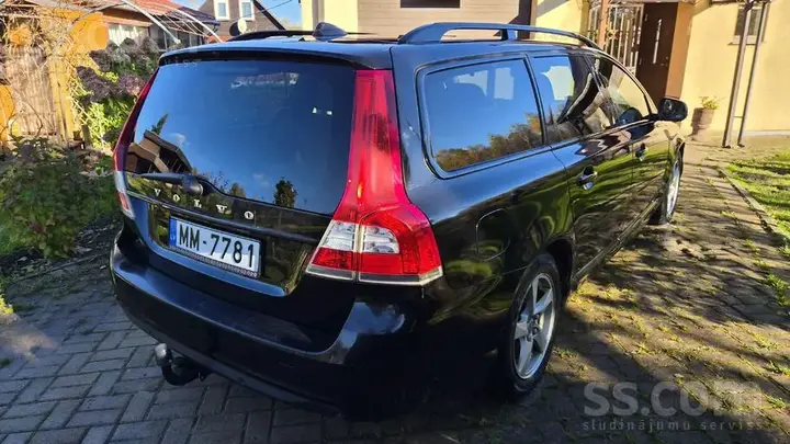 Volvo V70 2015 photo 4
