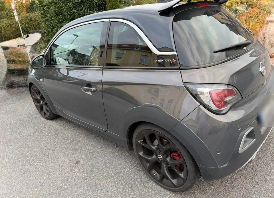 Opel Adam