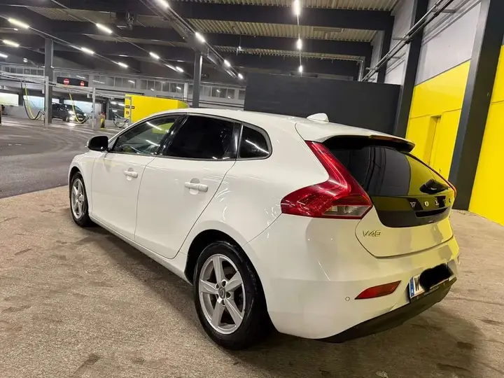 Volvo V40 2015 photo 3