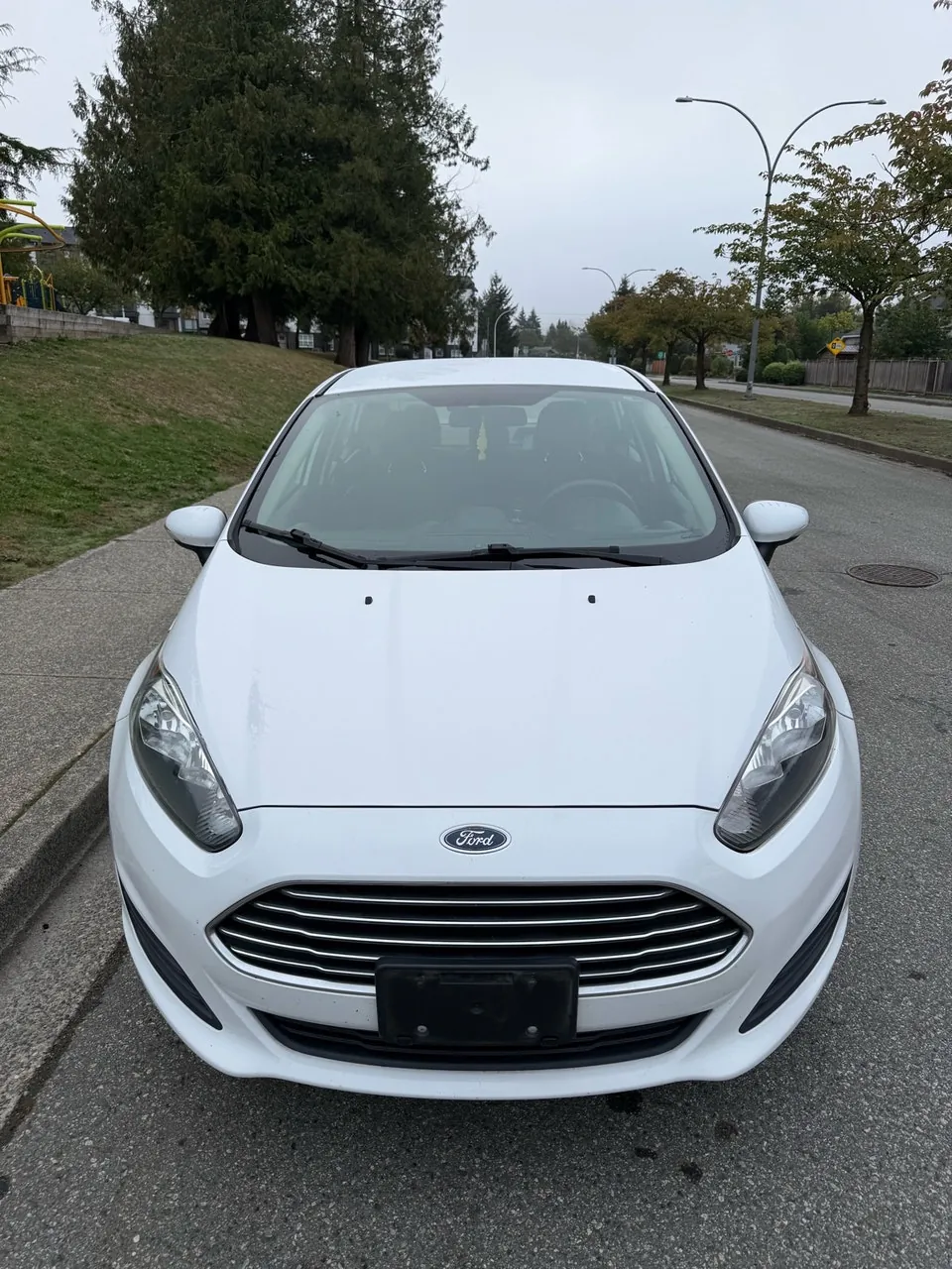 Ford Fiesta 2017 photo 2