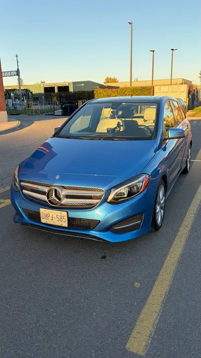 Mercedes-Benz B-Class 2015 photo 2