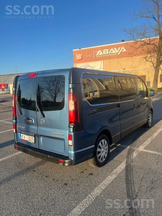 Opel Vivaro 2017 photo 3