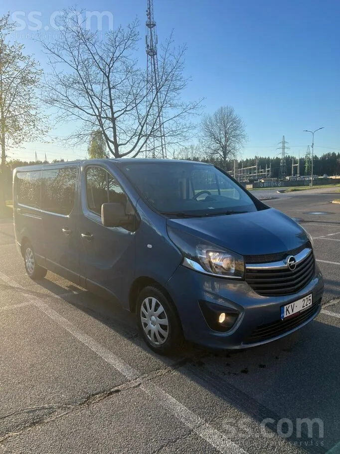 Opel Vivaro 2017 photo 2