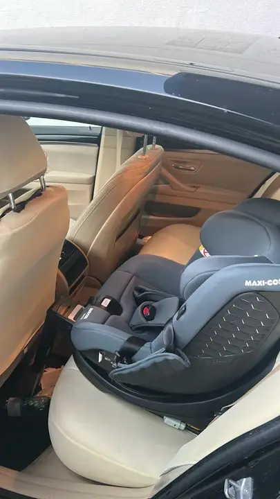 BMW 5 Series 2015 photo 2