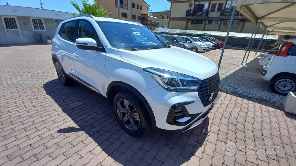 DR Automobiles Dr 5.0