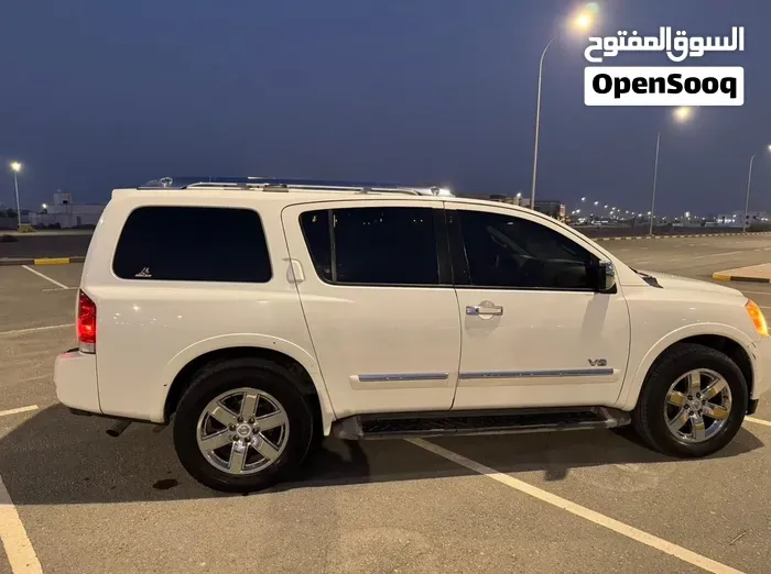 Nissan Armada 2013 photo 3