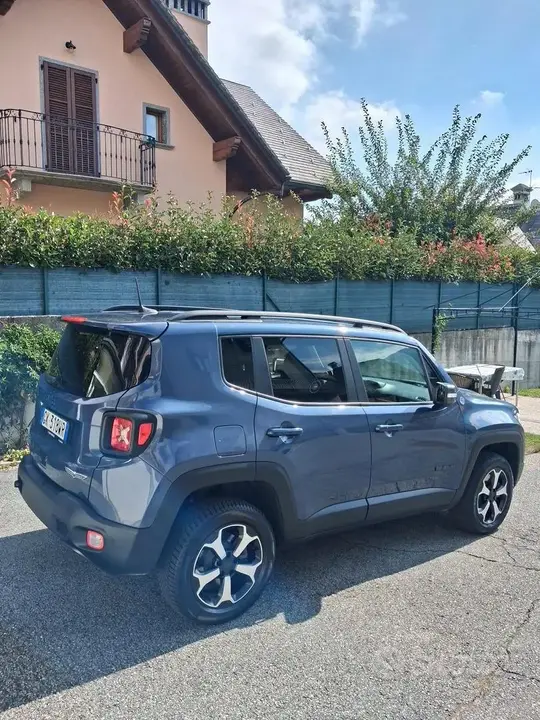 Jeep Renegade 2022 photo 3