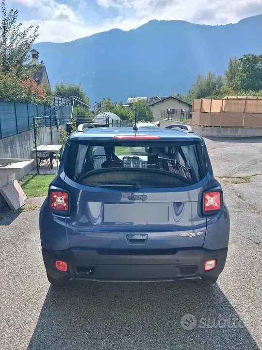Jeep Renegade 2022 photo 4