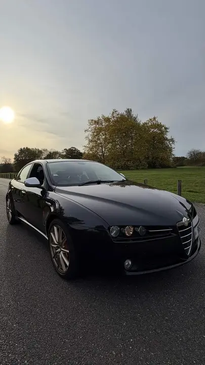 Alfa Romeo 159 2007 photo 2