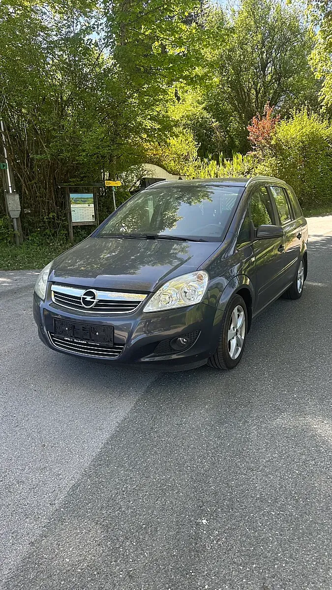 Opel Zafira 2008 photo 2