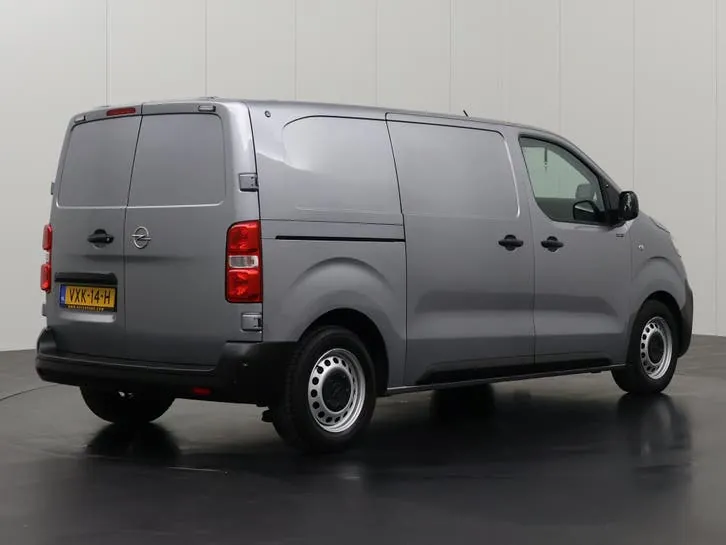 Opel Vivaro 2023 photo 2