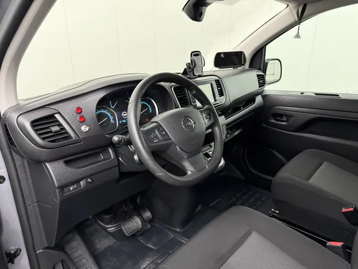 Opel Vivaro 2023 photo 3