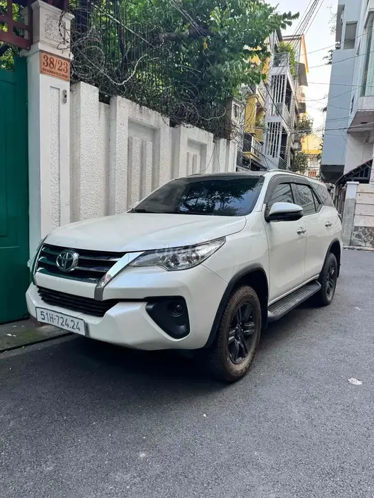 Toyota Fortuner 2019 photo 3
