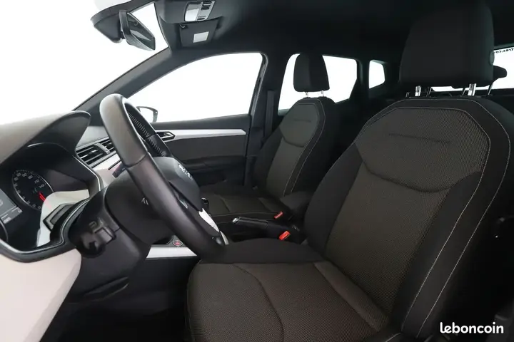 Seat Arona 2019 photo 5