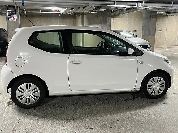 Volkswagen Up 2013 photo 3