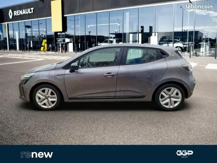 Renault Clio 2024 photo 3
