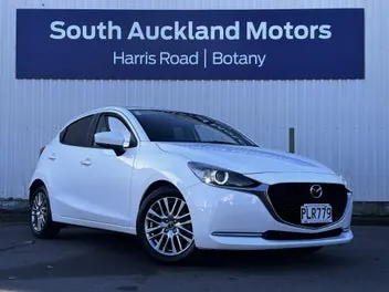 Mazda 2 2022 photo 2