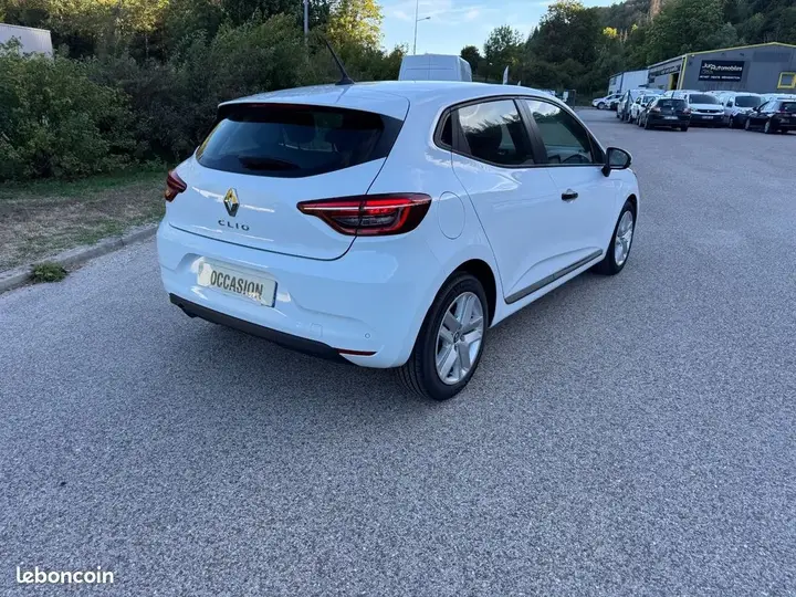 Renault Clio 2021 photo 3